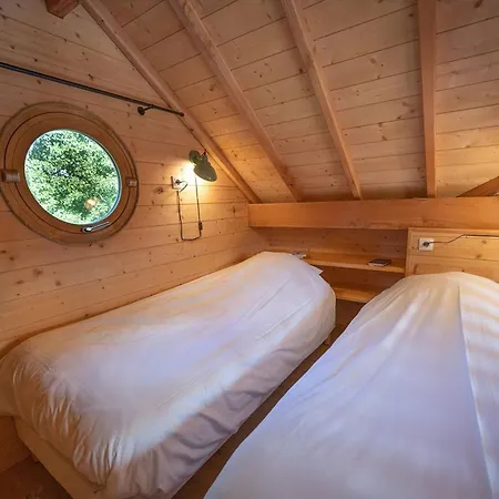 Кемпинг Flottante Avec Terrasse Pour 4 Pers. A - Api-1-52-1739