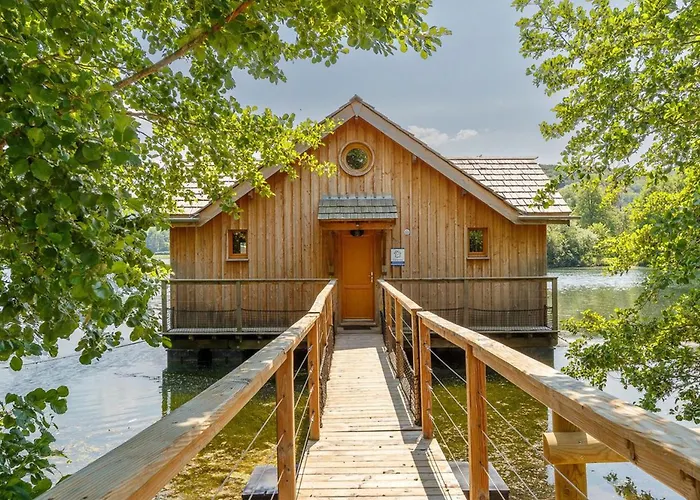 Flottante Avec Terrasse Pour 4 Pers. A - Api-1-52-1739 Campsite Beauchamps (Somme)